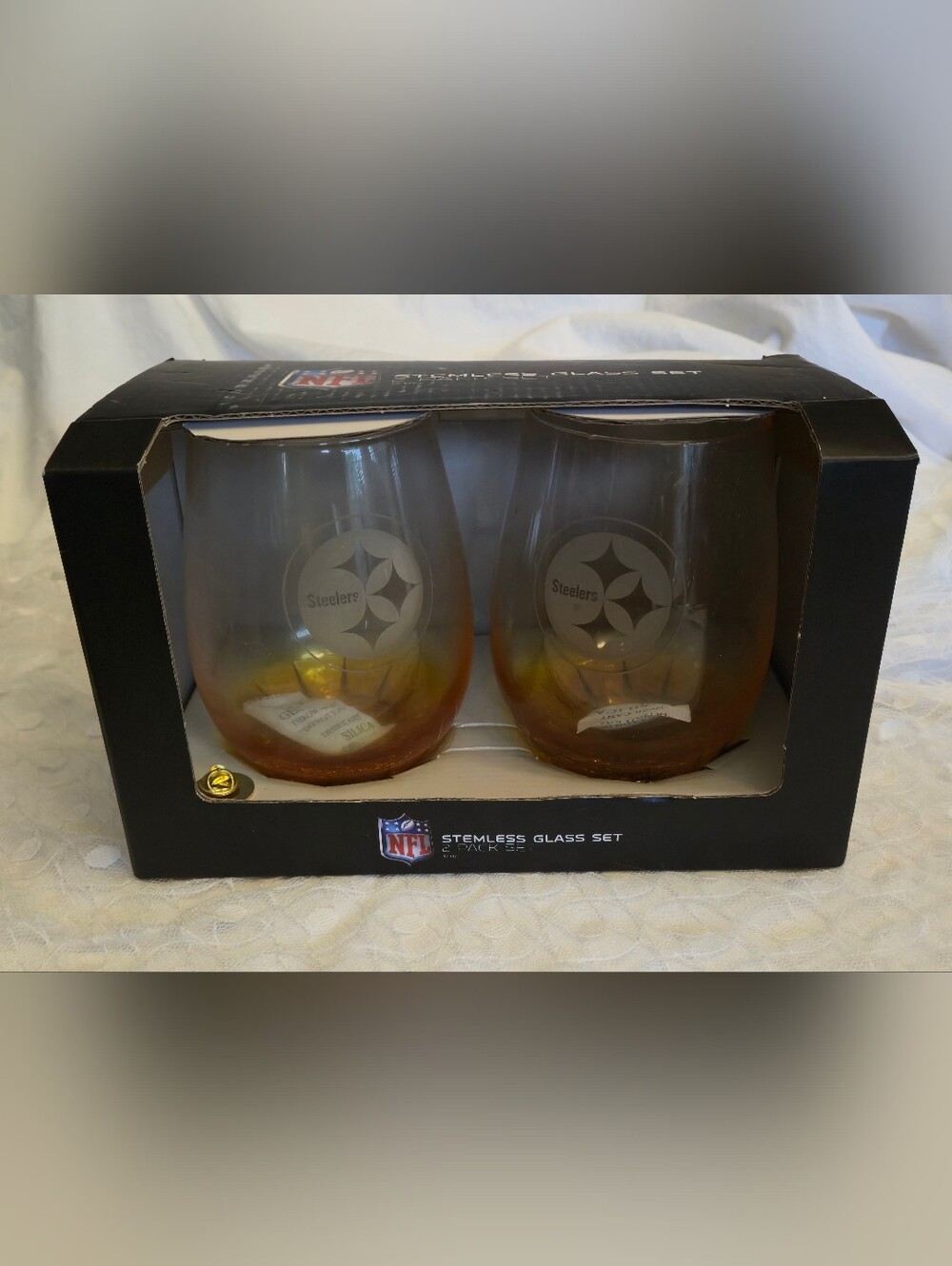 New in Box Pittsburgh Steelers Stemless Glass Set ( 2 )